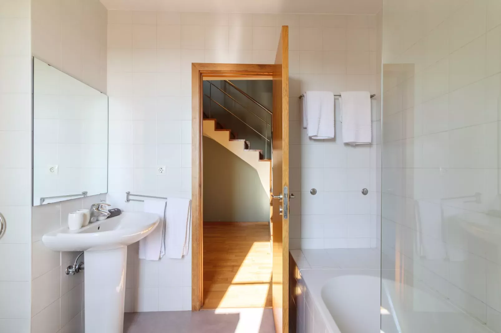 YOUROPO - Clérigos 3B-Badkamer