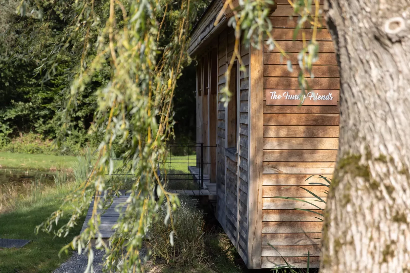 Cabane The Funny Friends-Buitenkant zomer