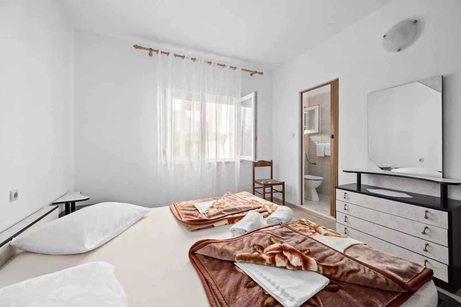 Apartments Jurica - Apt Ana with Sea View,-Slaapkamer