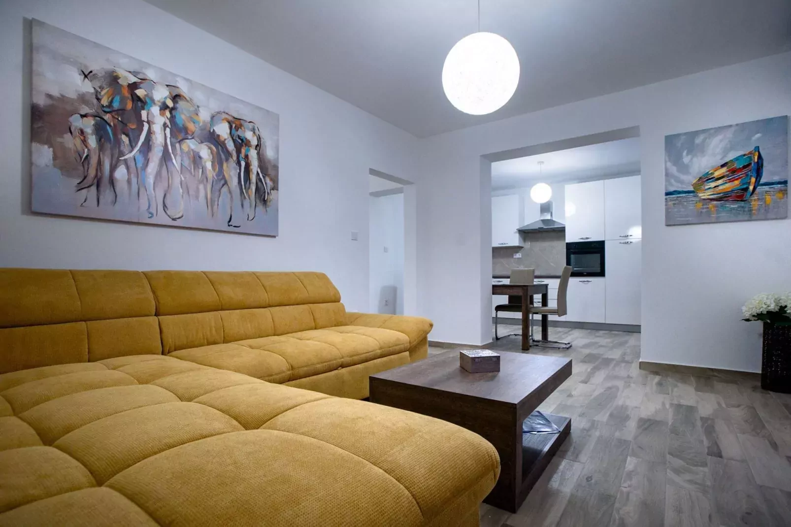 Villa Guliva - Apartment Golden Sun with Sea View-Woonkamer