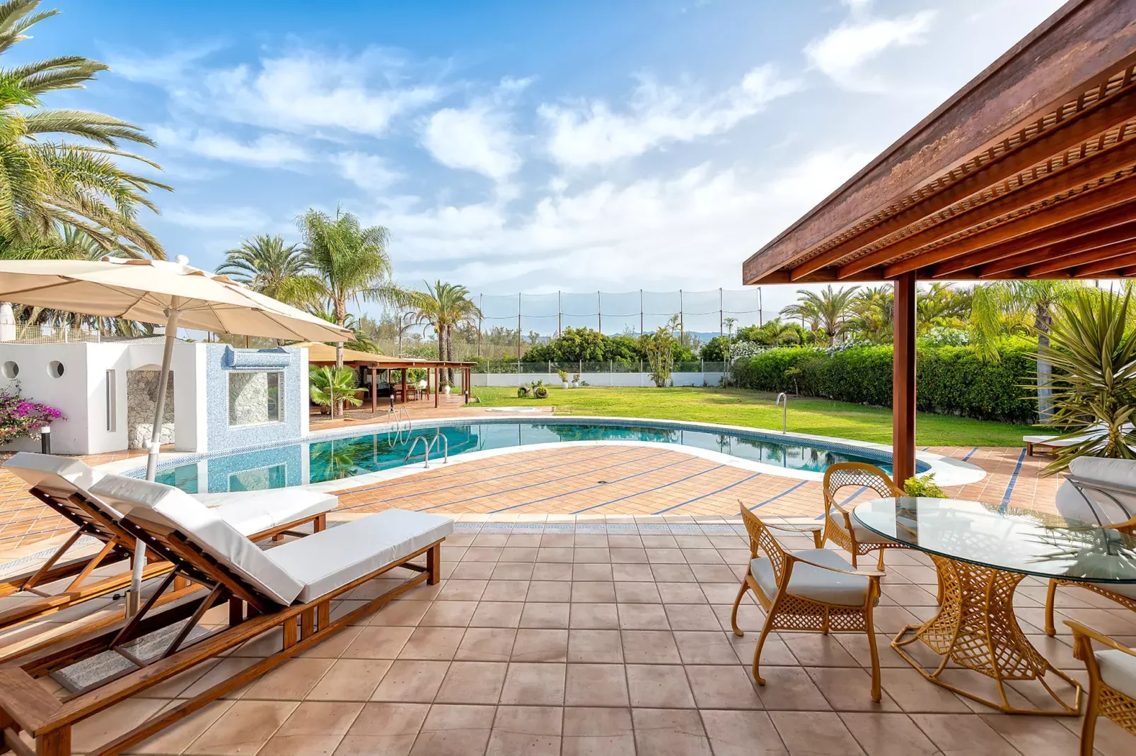 EXCLUSIVE HOME MASPALOMAS-Zwembad