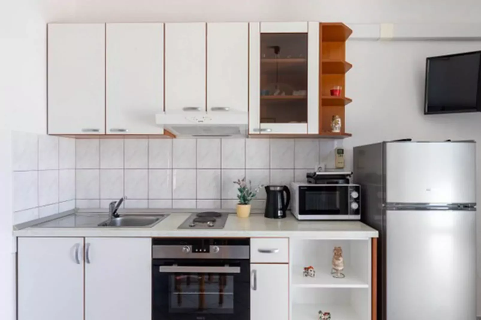 House Rašica - One Bedroom Apartment with Terrace and Sea view (3)-Keuken