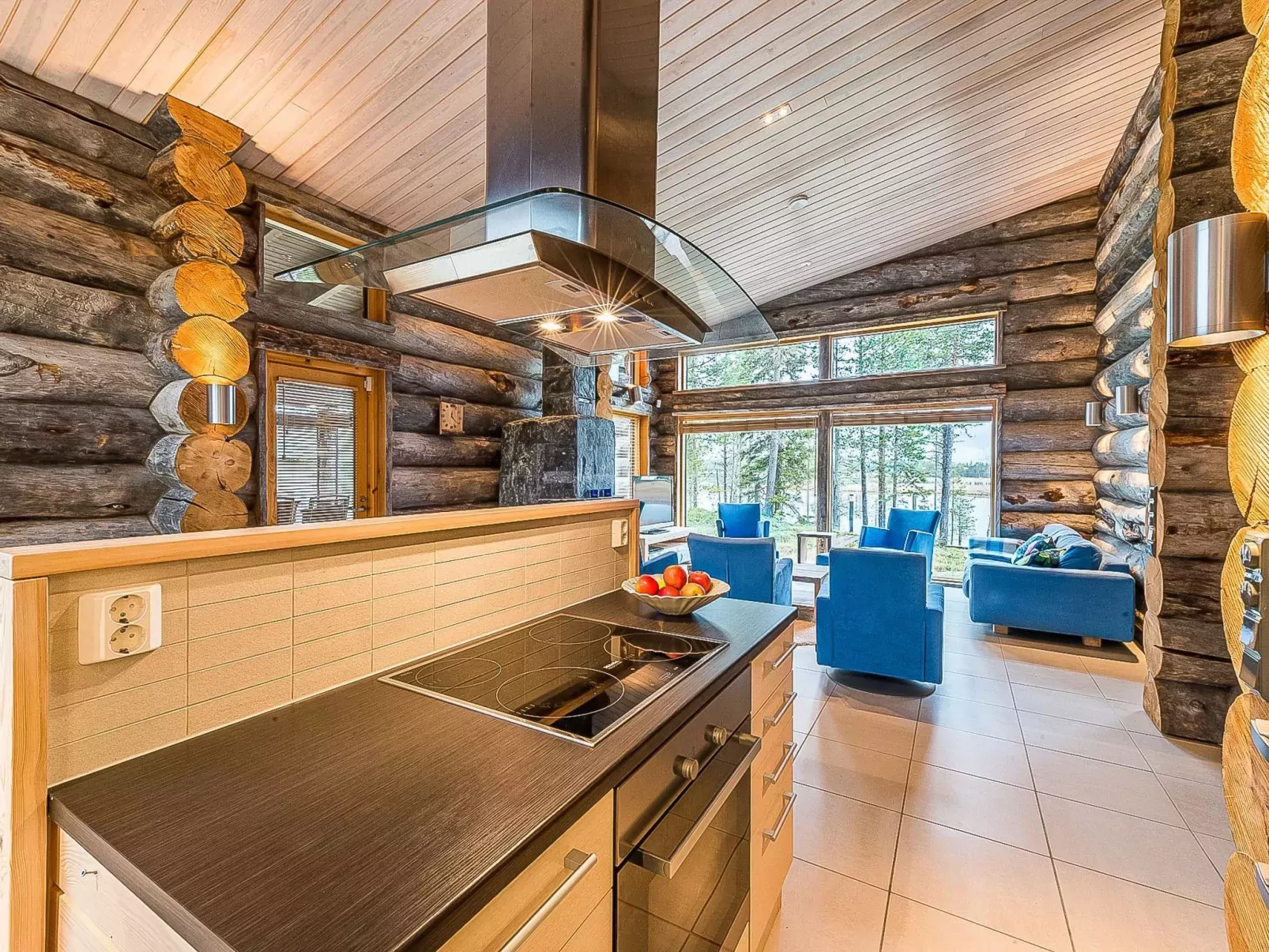 Jussis chalet a-Binnen