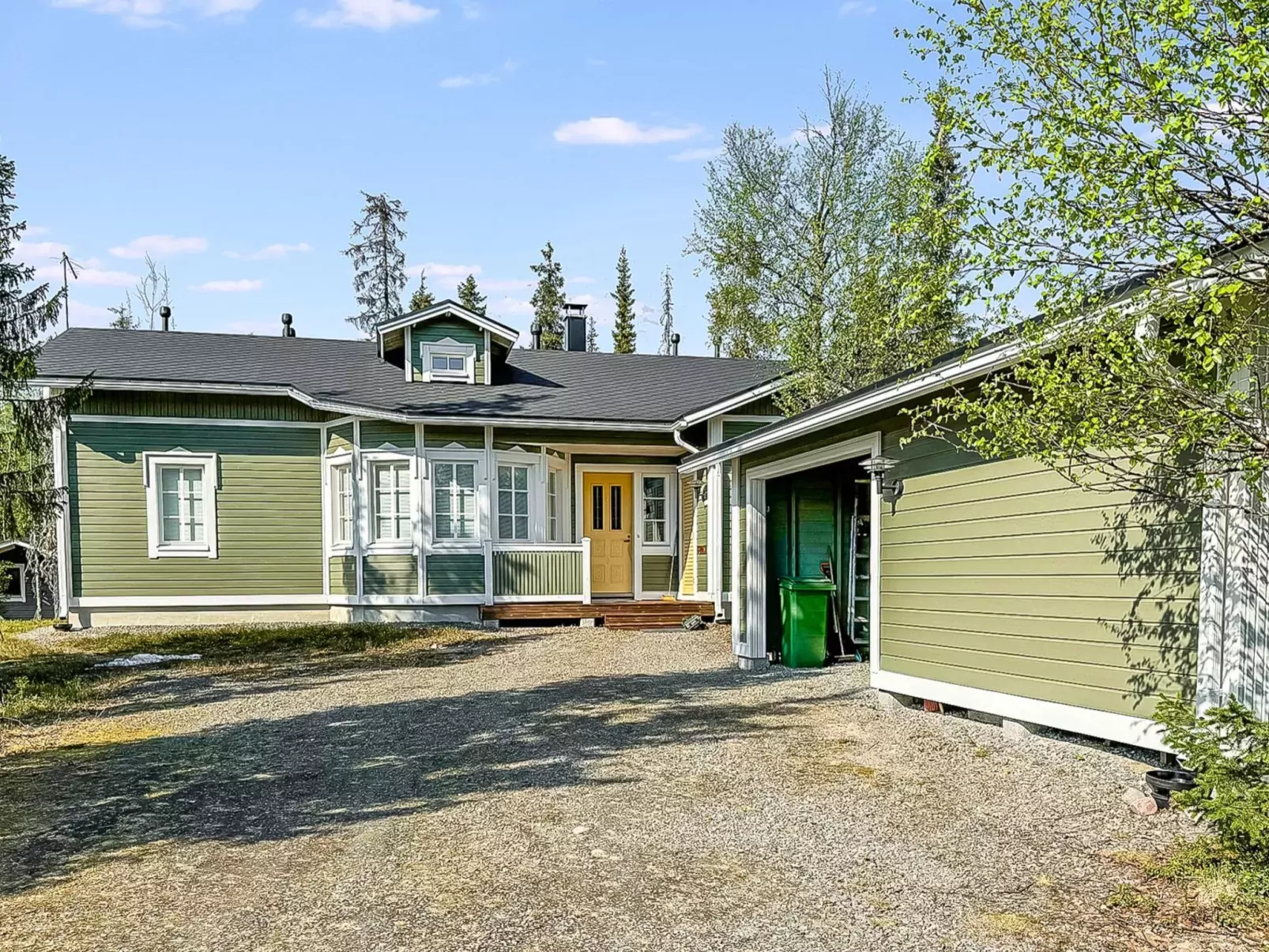 Villa taikavuosseli-Buiten