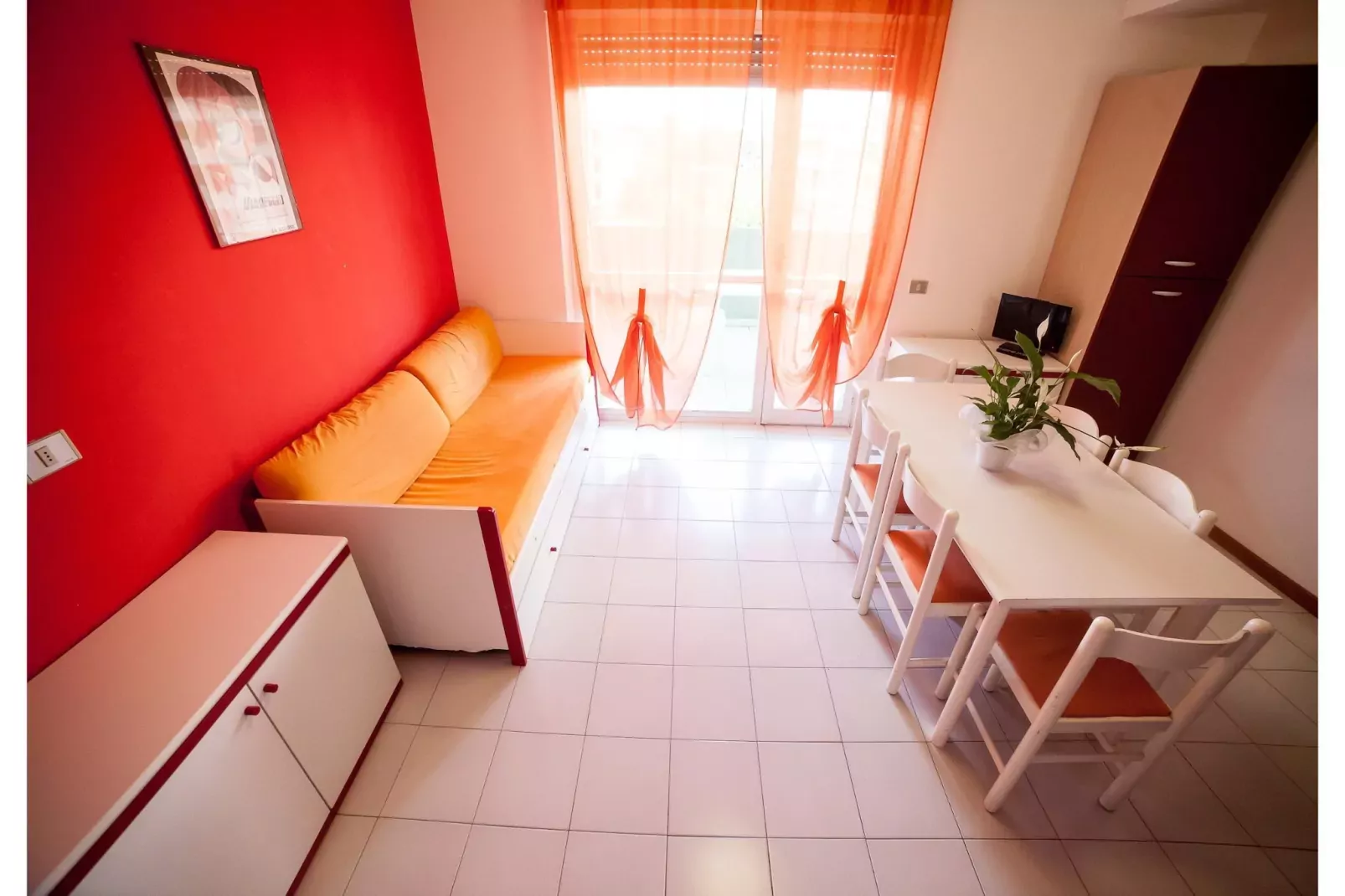 Residenza Alberghiera Italia in Luni - Trilocale R6/C6-Woonkamer