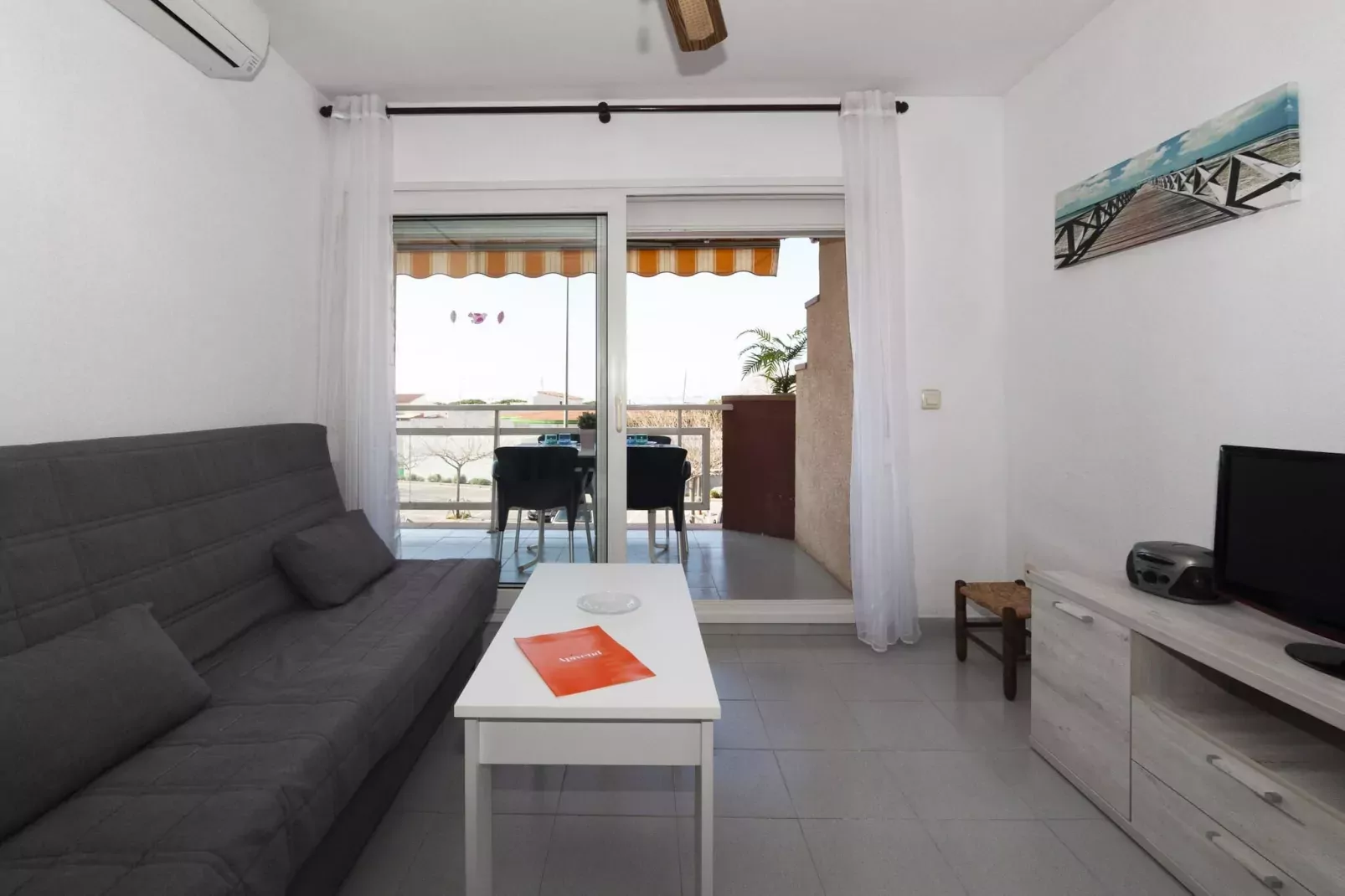 1075 ROCMAR vista Mar-Woonkamer