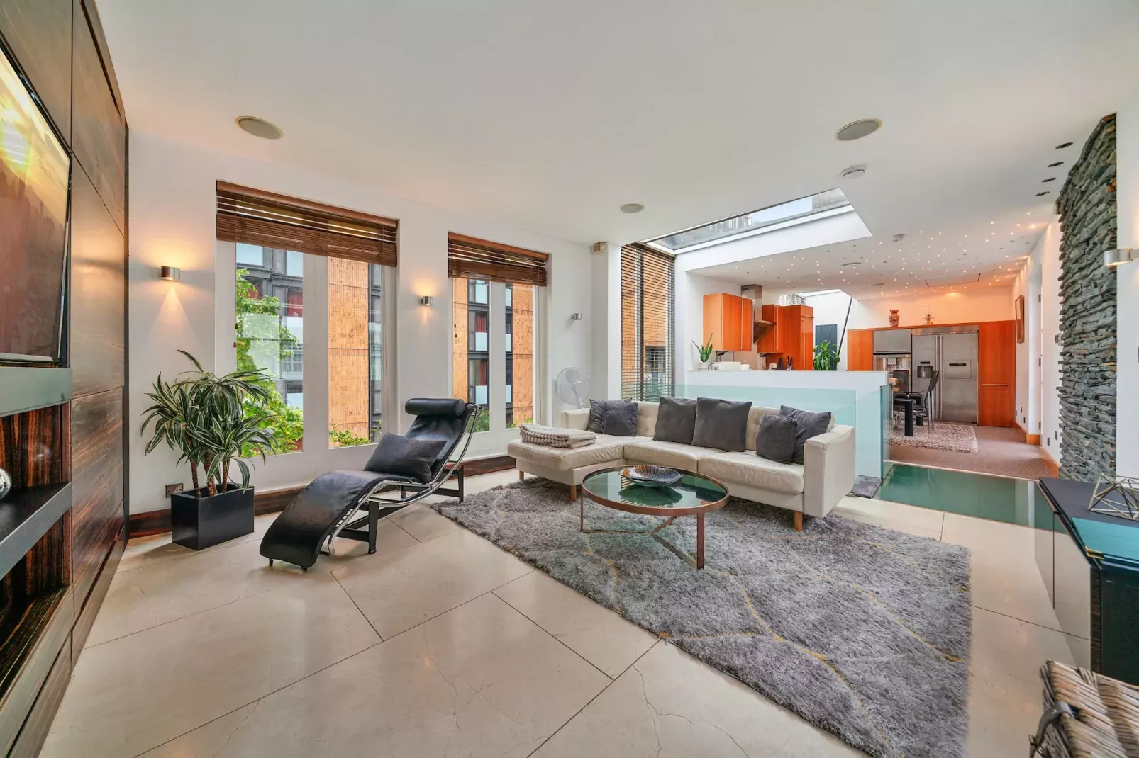 Kensington Residence-Woonkamer