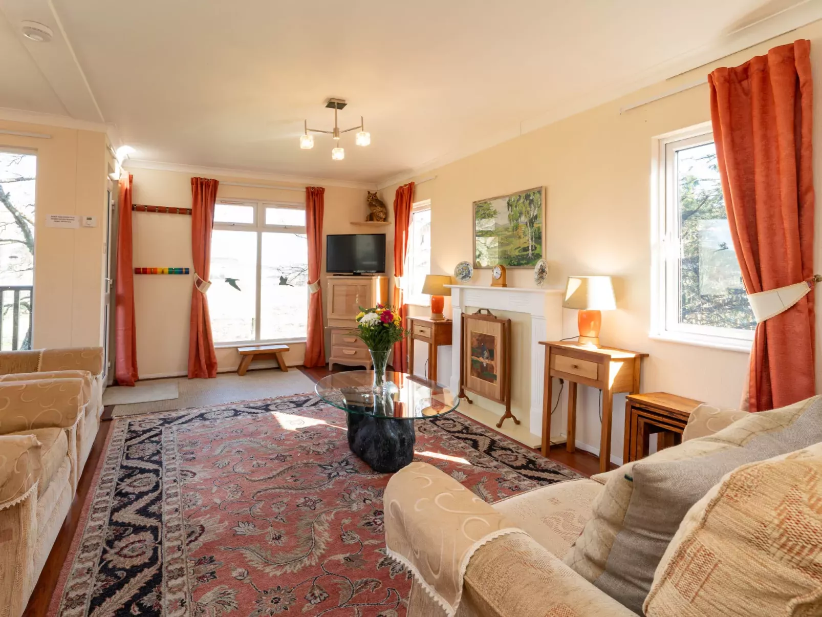 Capercaillie Lodge-Binnen