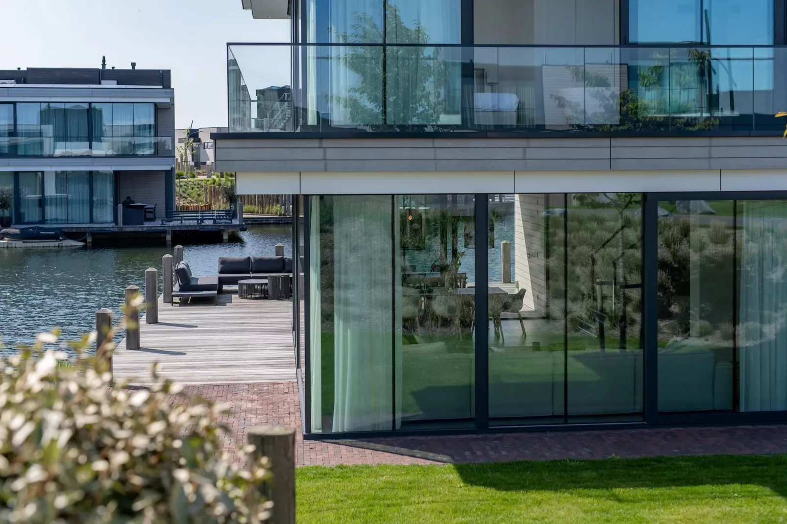 Harbour Village 5-Buitenkant zomer