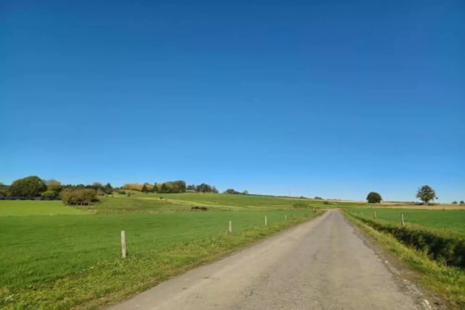 Vue sur Ourthe-Gebieden zomer 20km