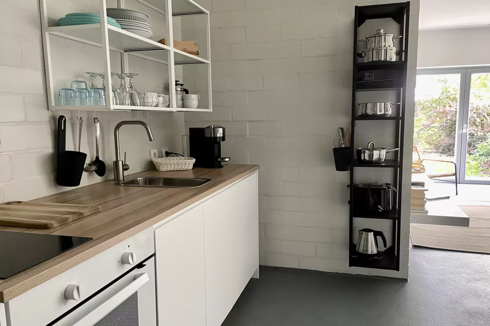Gepflegte HofWohnung 2-Keuken