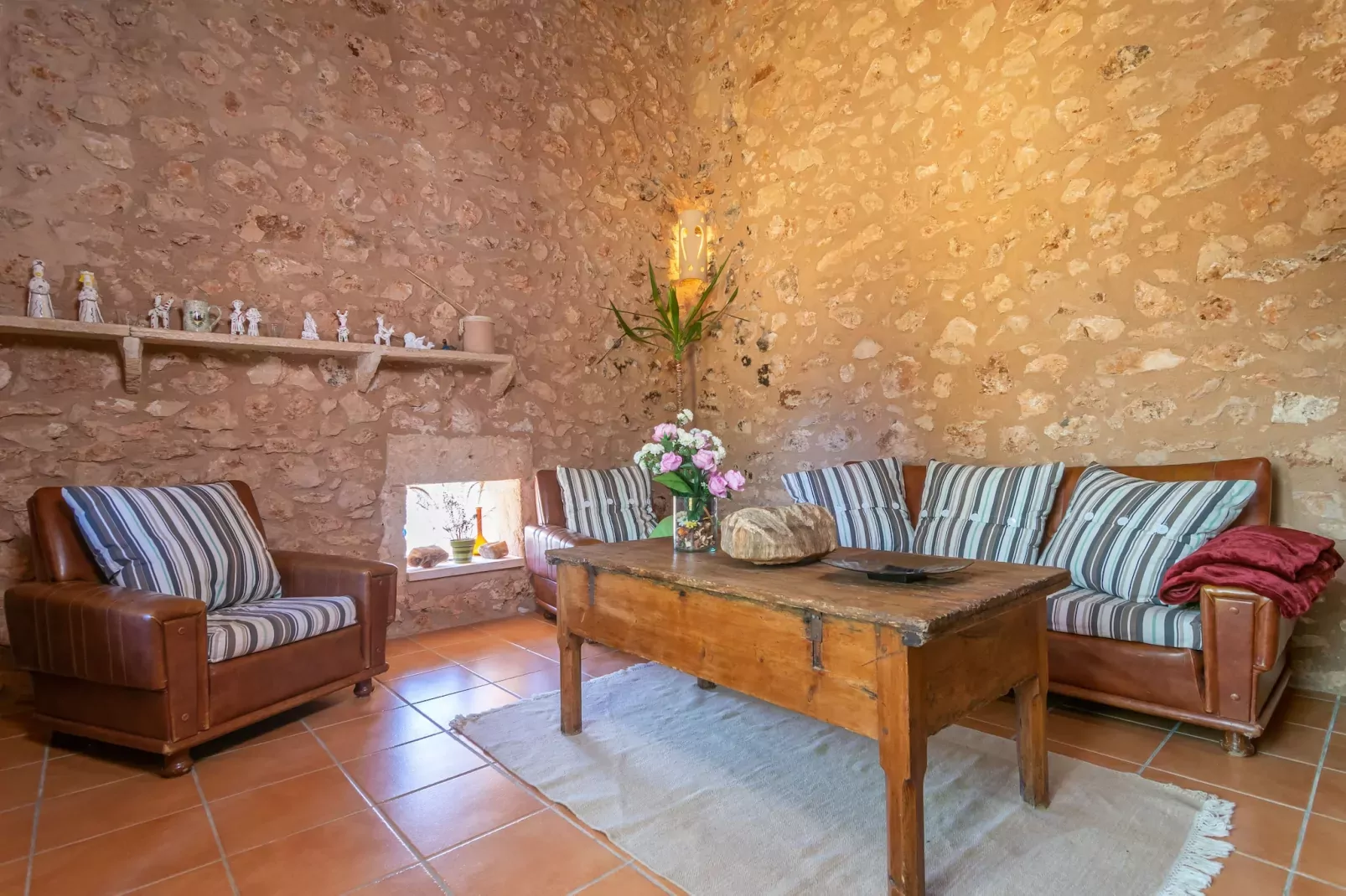 Lo Den Creus-Image-tags.