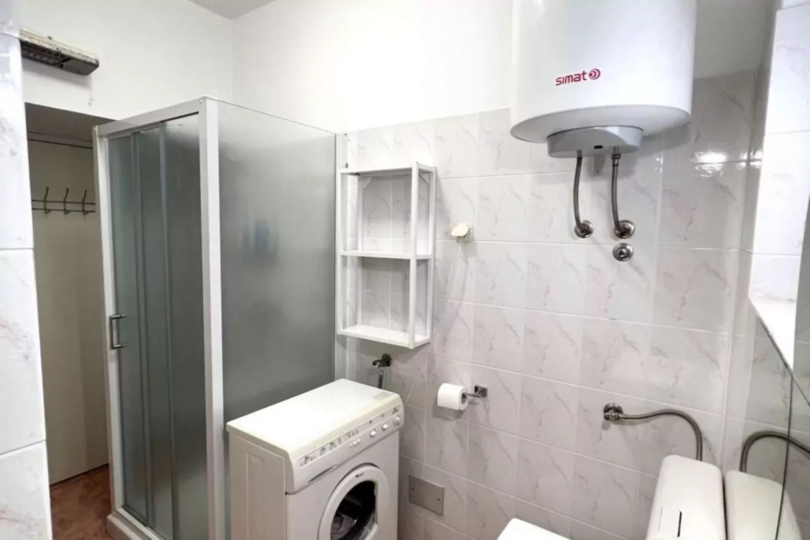 Apartment Tulipano-Badkamer