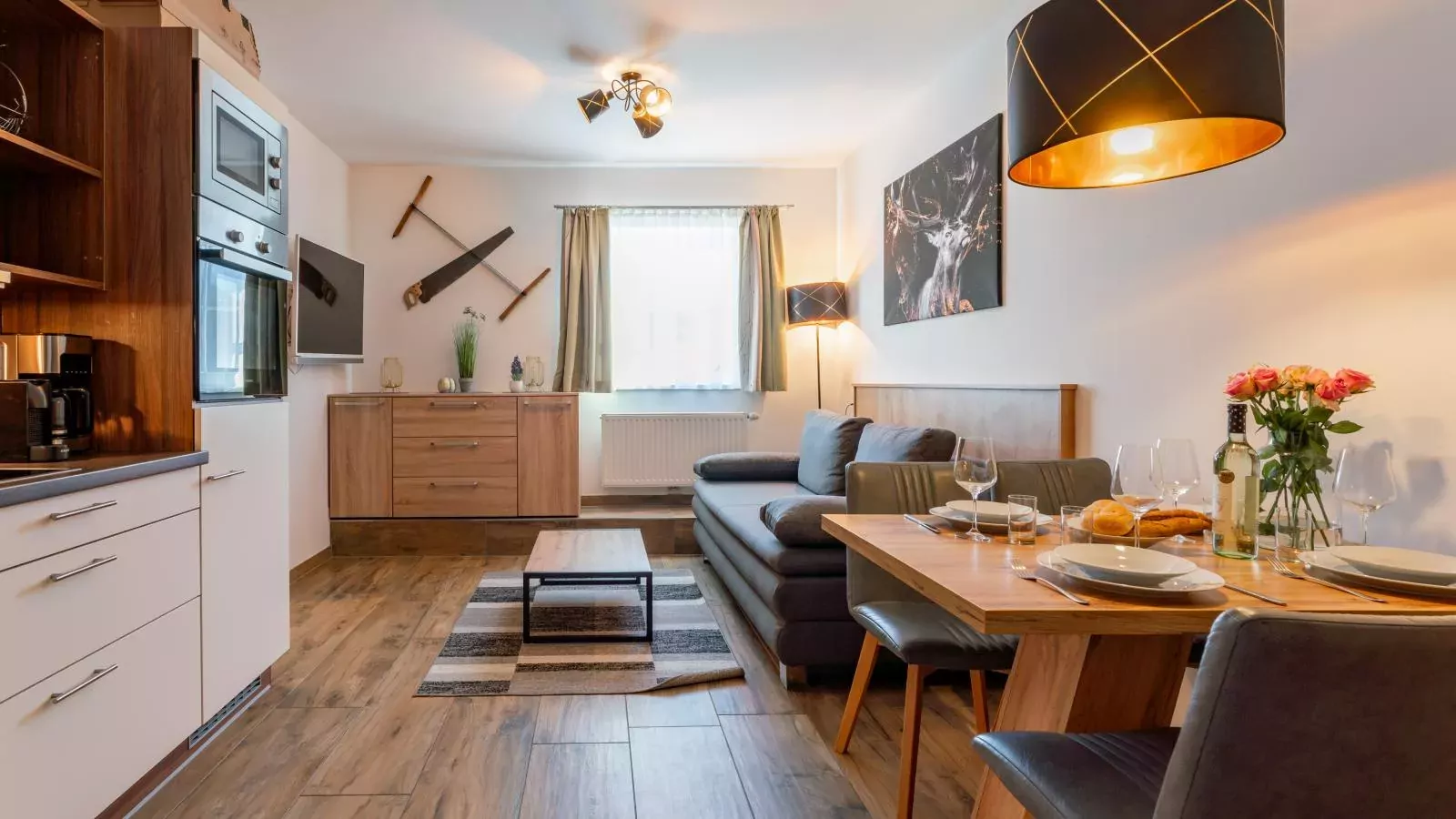 Tauern Suites Mitterwirt TOP 125-Eetkamer