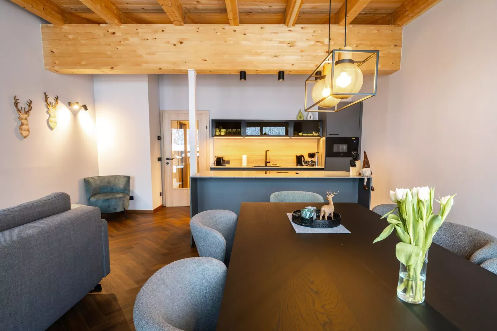 Alpenstyle Resort Fieberbrunn FB3PD-Woonkamer