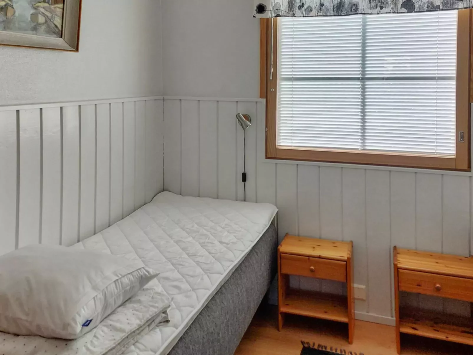 Aihki c/o villa armas 50-Binnen