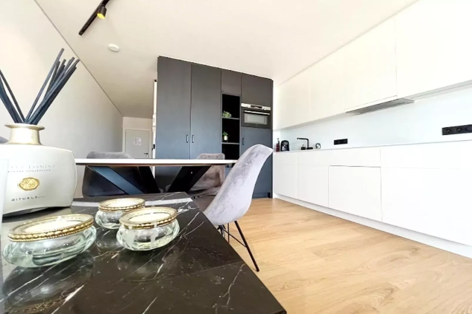RESIDENTIE CALIFORNIA E4-Keuken