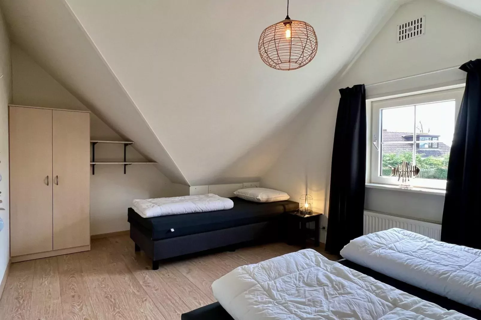 Anzelhoef apartment West-Slaapkamer