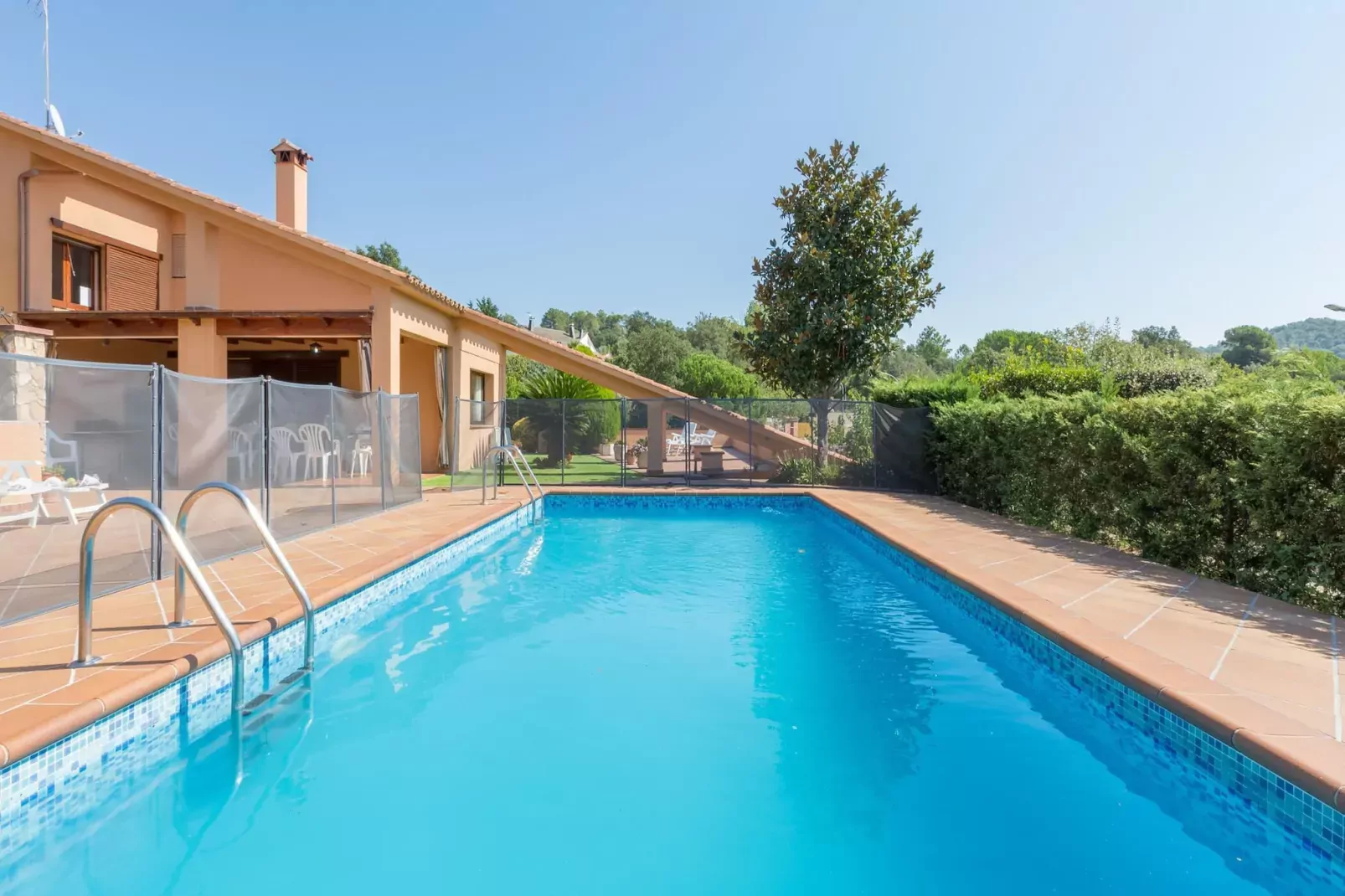 poolofhouse
