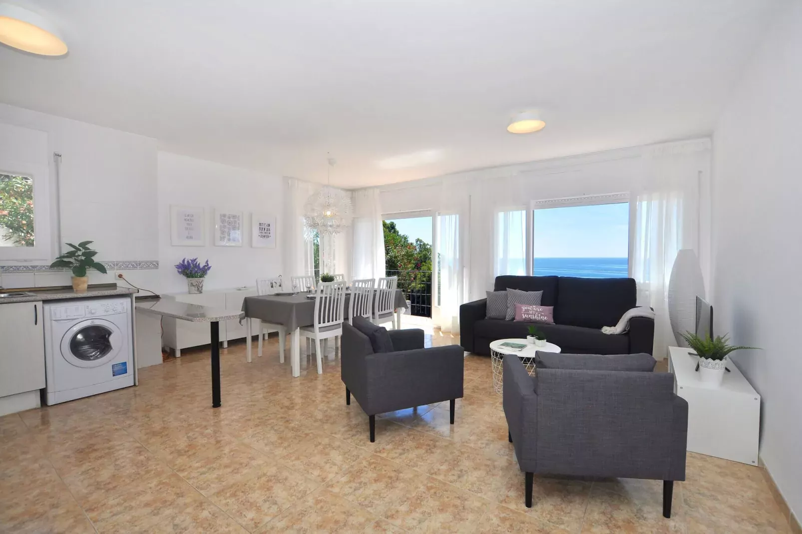 1172 CANYELLES vista Mar-Woonkamer