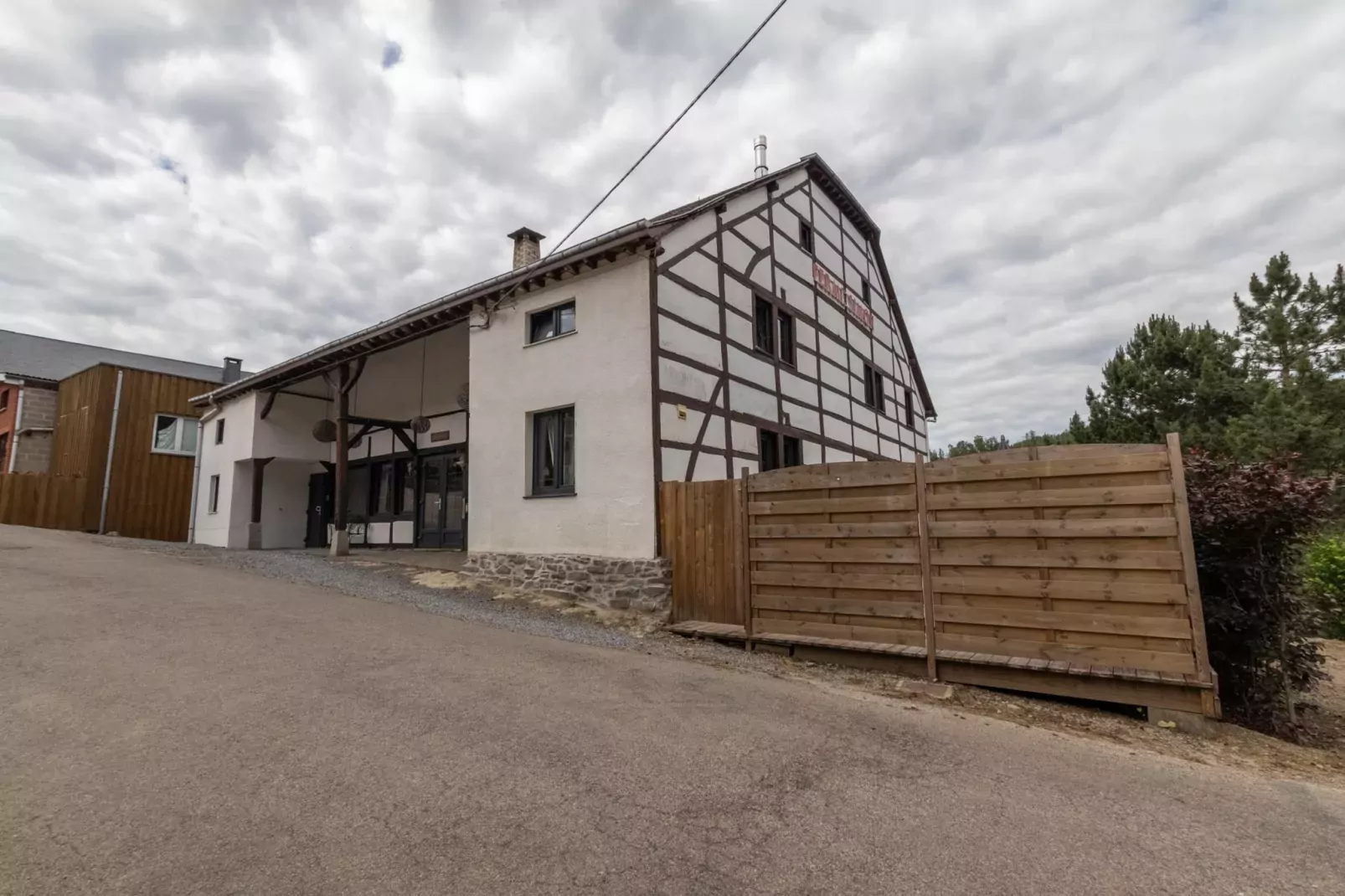 Appartement Ferme Simon-Buitenkant zomer