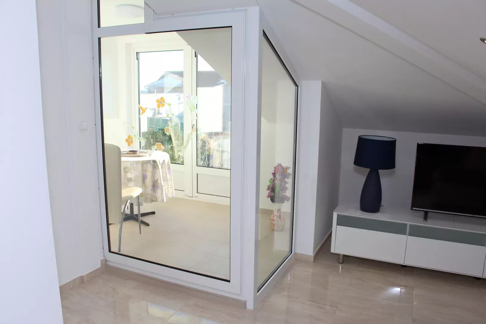 Apartments Gojevic - two bedroom apartment A1-Woonkamer