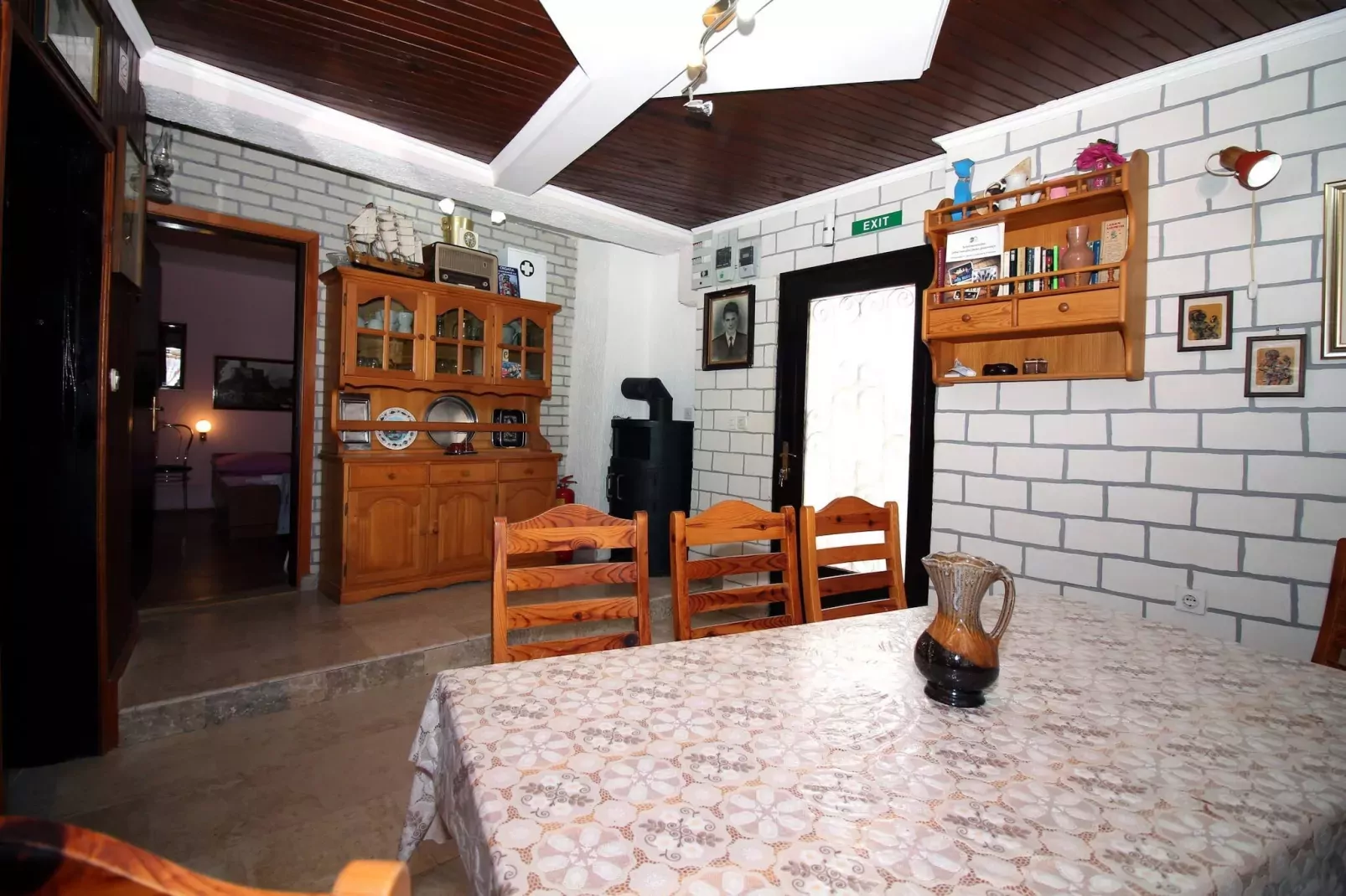 Holiday Home Serov-Eetkamer