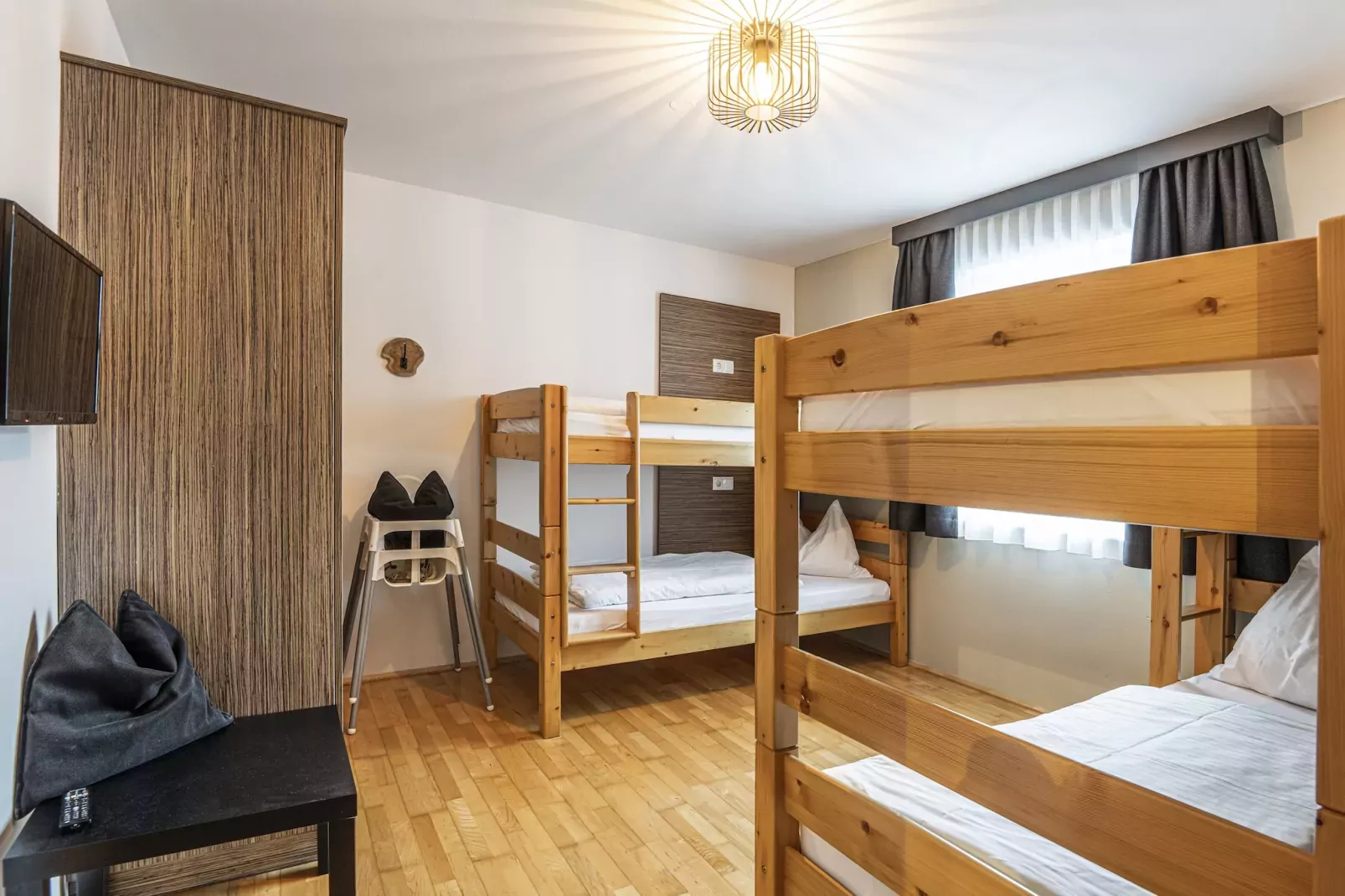 Comfort three-bedroom apartment – HO3C-Slaapkamer
