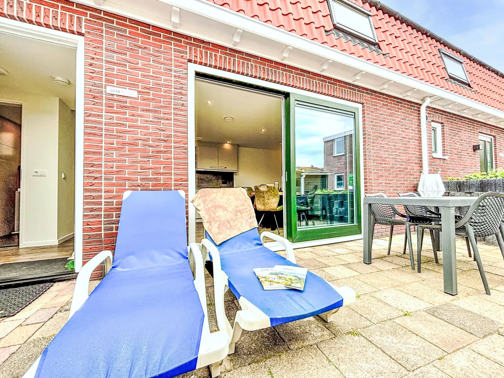 Beach House Westkapelle 103 C-Buiten