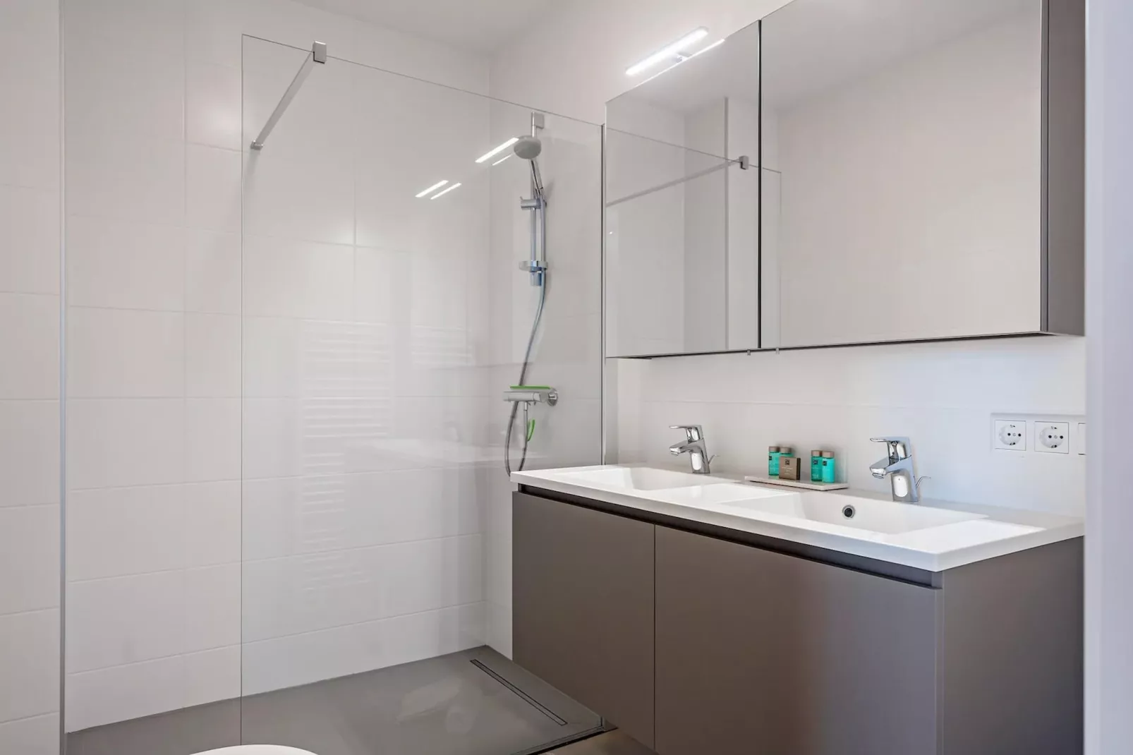 Breskens Apartments & Penthouses 12-Buitenkant zomer