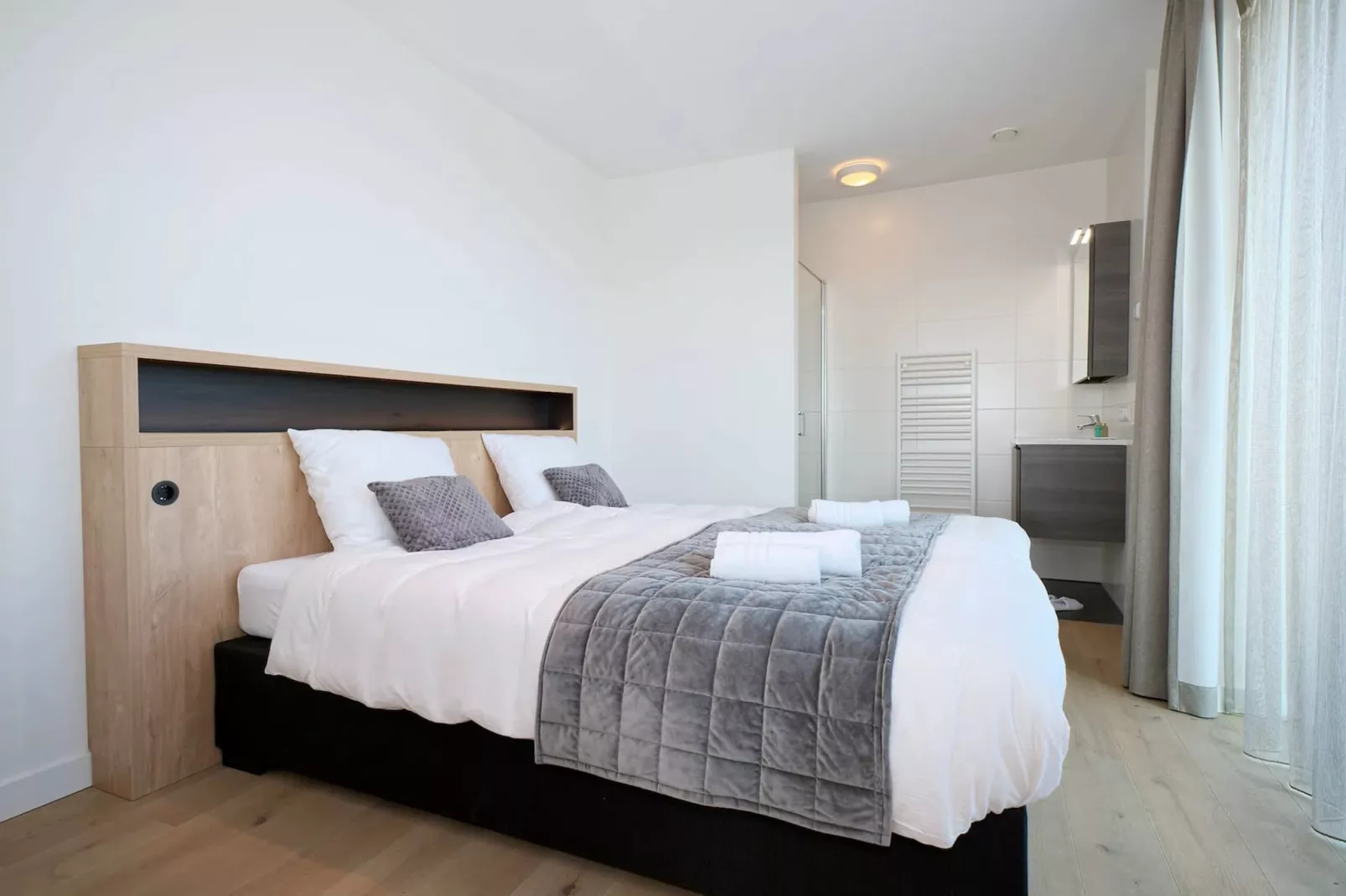 Breskens Apartments & Penthouses 15-Buitenkant zomer