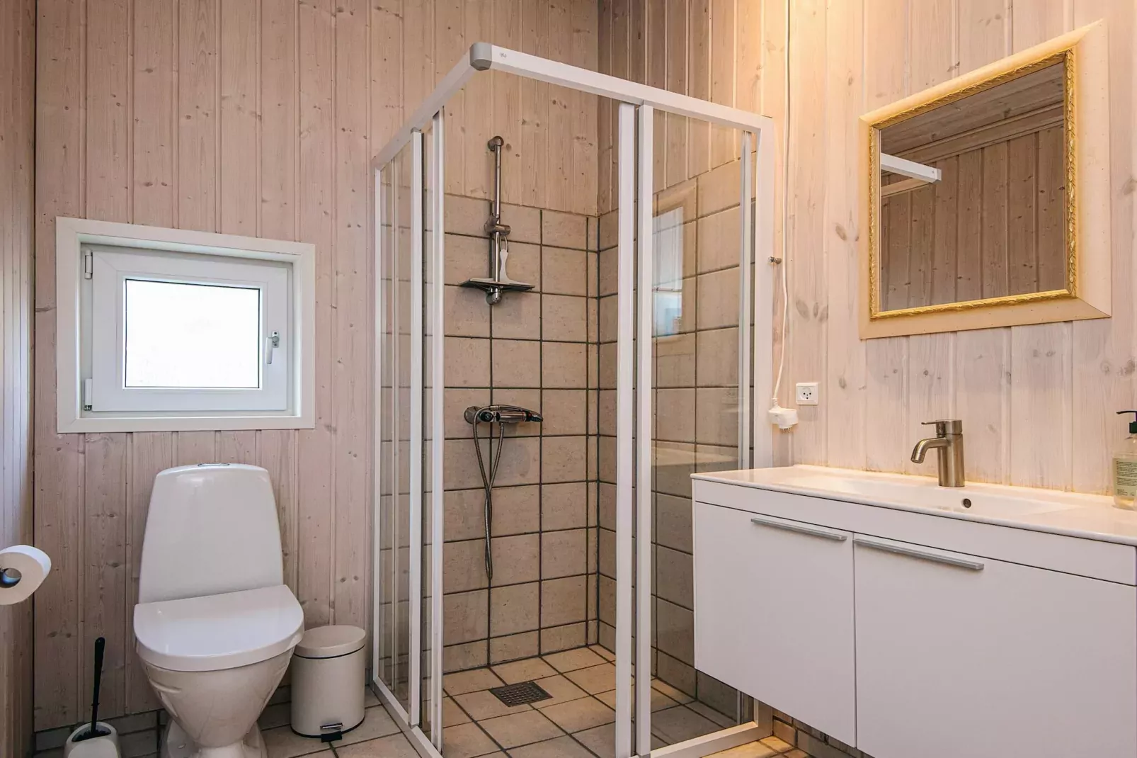 Luxe Spa-Retraite bij Zee -- By Traum Ferienwohnungen-Binnen