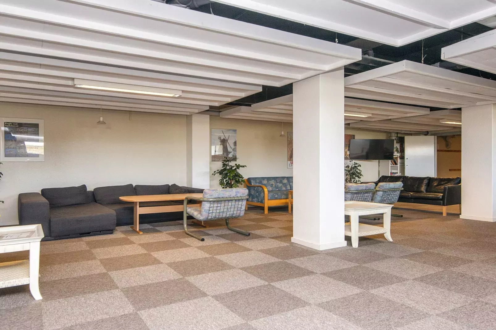 2 room south facing-Niet-getagd