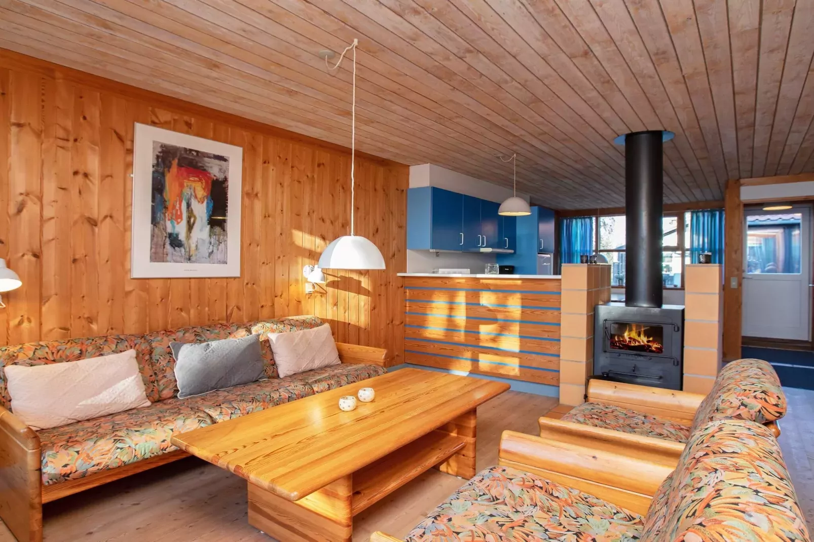 3 room, close to the sea/dike-Binnen
