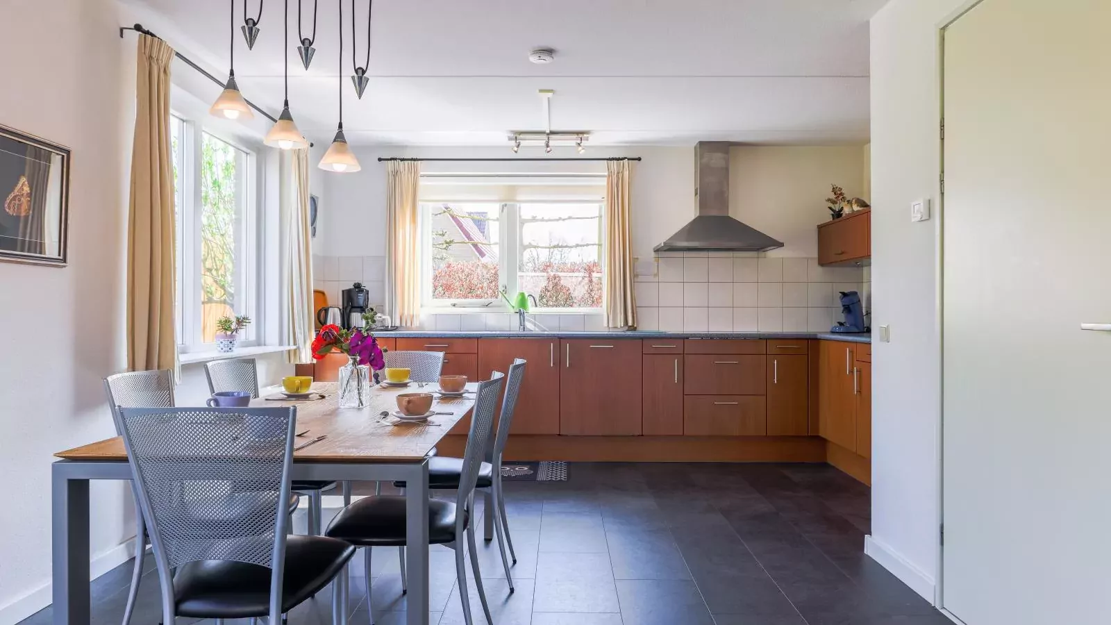 Landhuis 42-Eetkamer