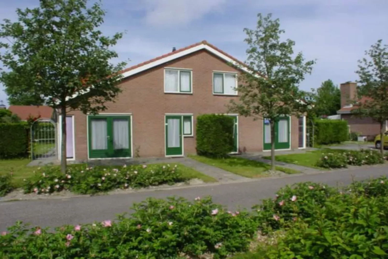 Schoneveld 369 Strandparel Breskens-Buitenkant zomer