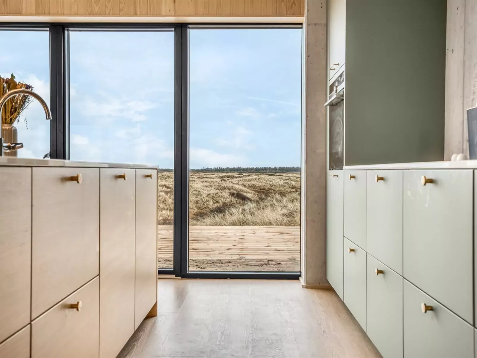 "Tamina" - 50m from the sea-Binnen