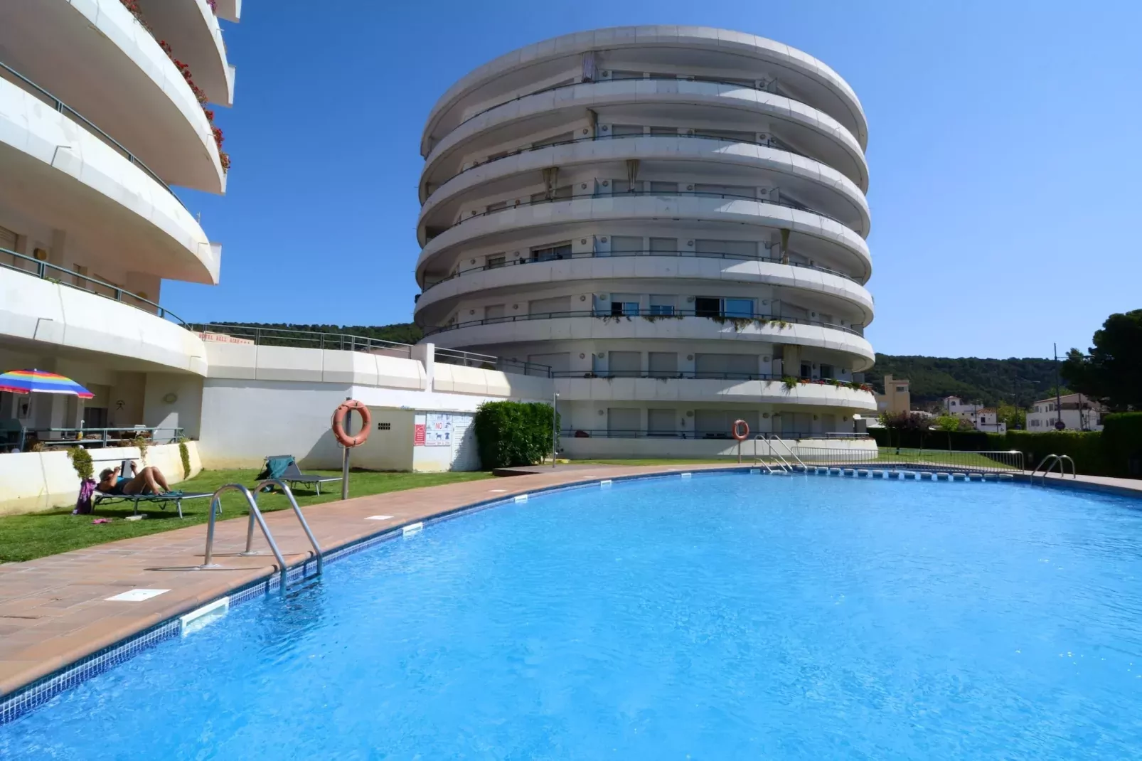 MEDES PARK I 5-1-Uitzicht zomer