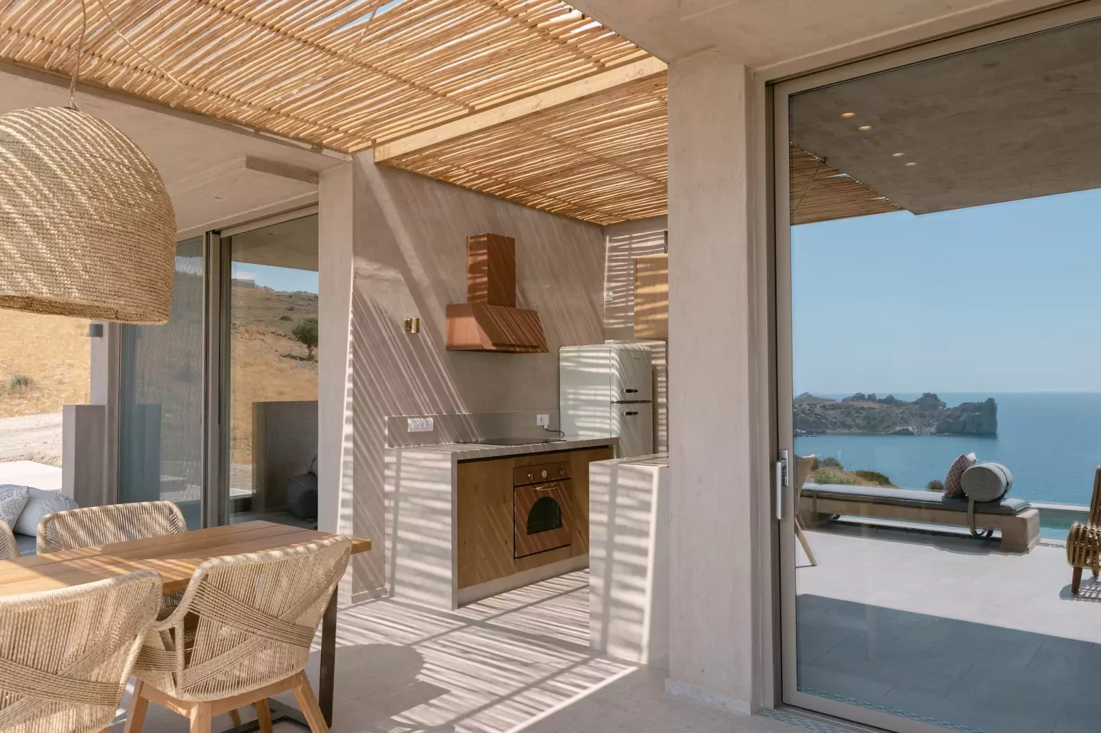 Altera Cave-Aura Villa-Eetkamer