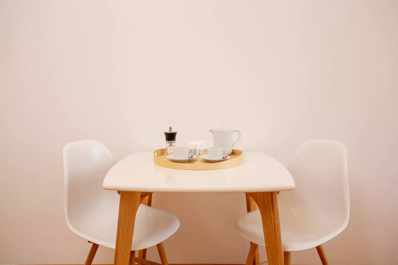 YOUROPO - Cosy 1-Eetkamer