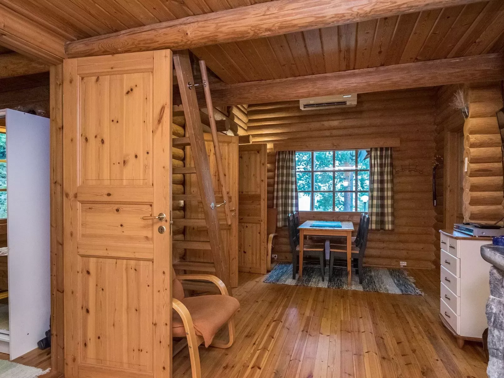 Salmela-Buiten