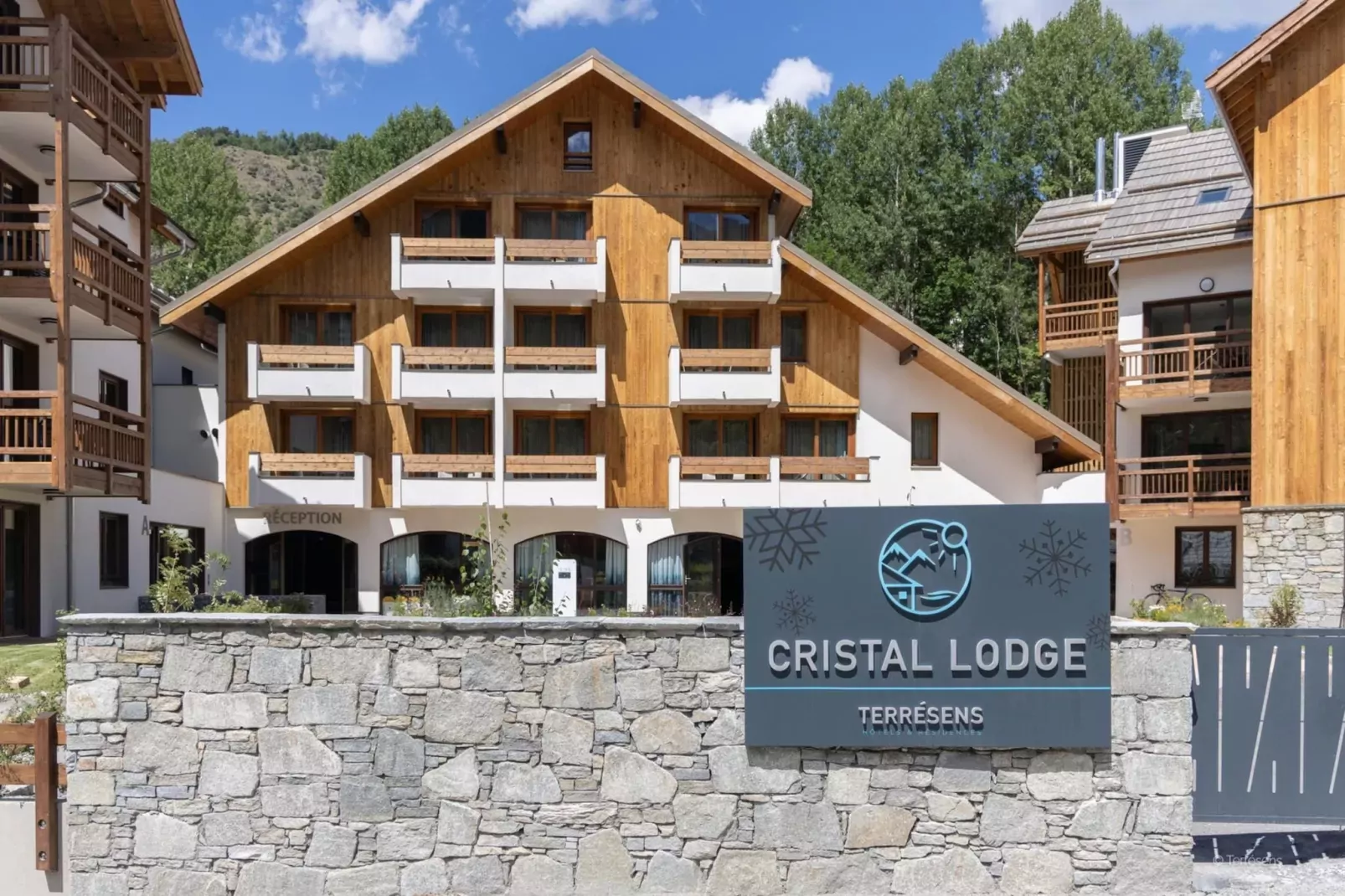 Le Cristal Lodge-RD2S-Buitenkant zomer