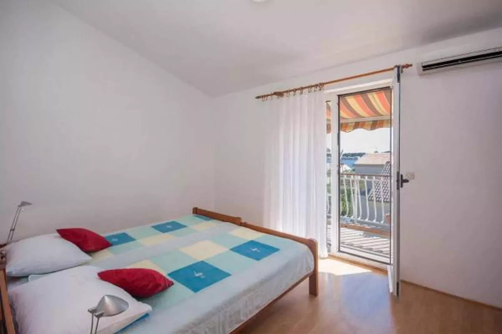 Apartments Maretić - one bedroom apartment A2-Slaapkamer