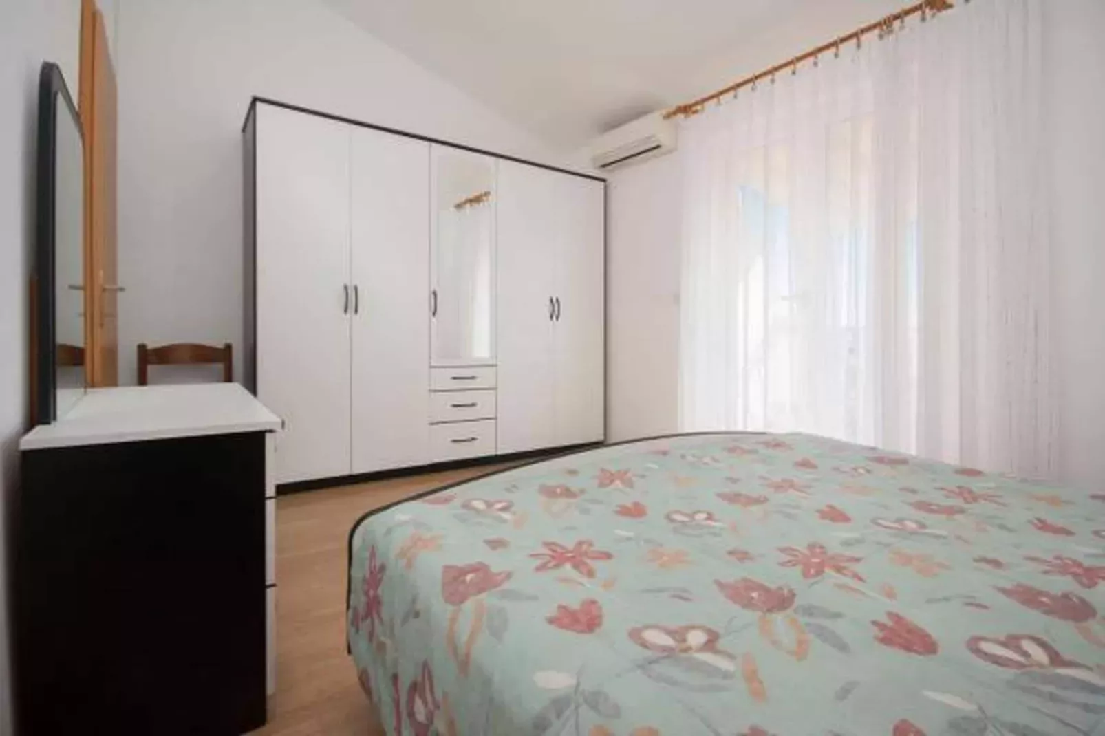Apartments Maretić - one bedroom apartment A3-Slaapkamer