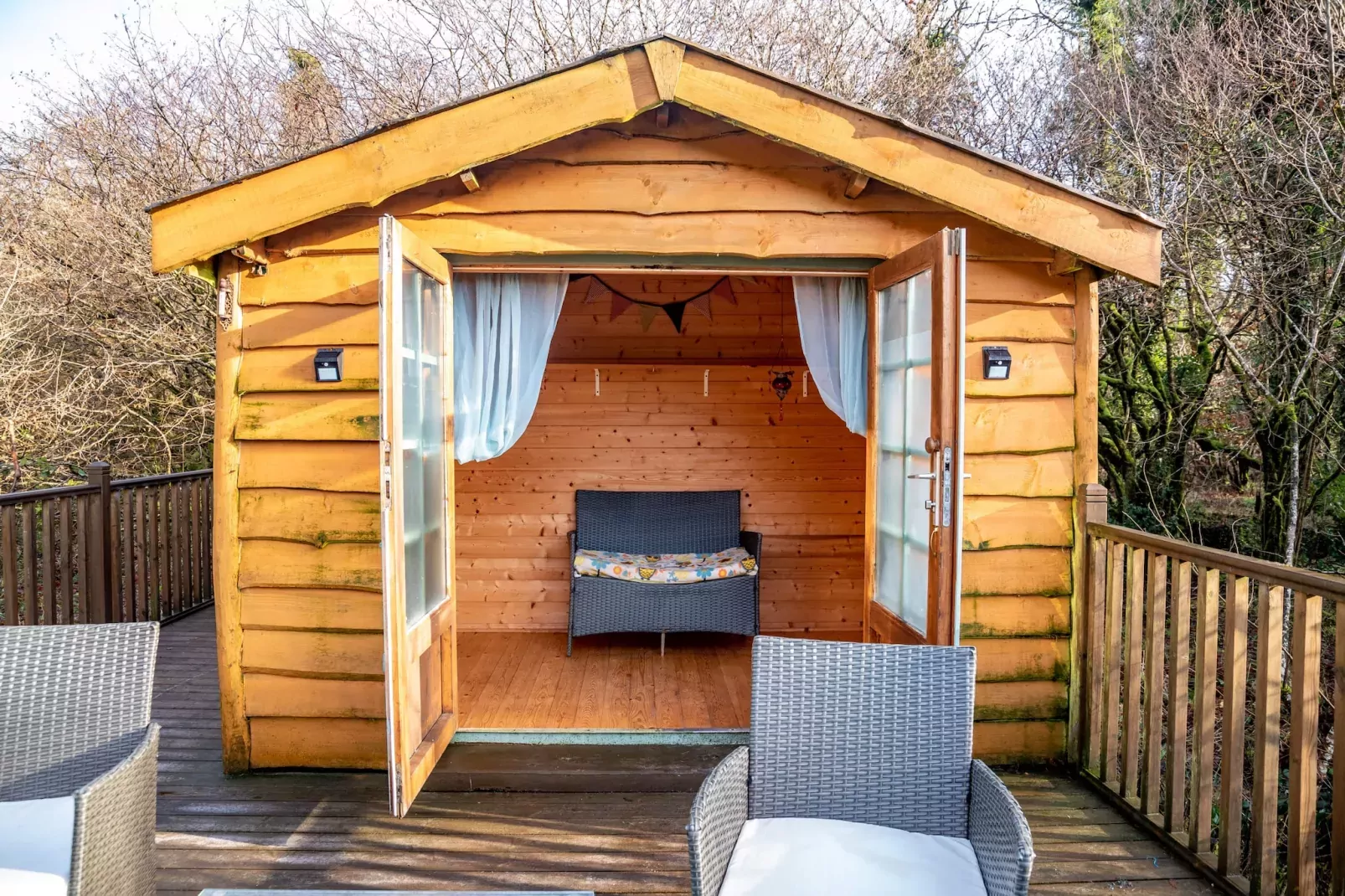 Yeworthy Eco-Treehouse