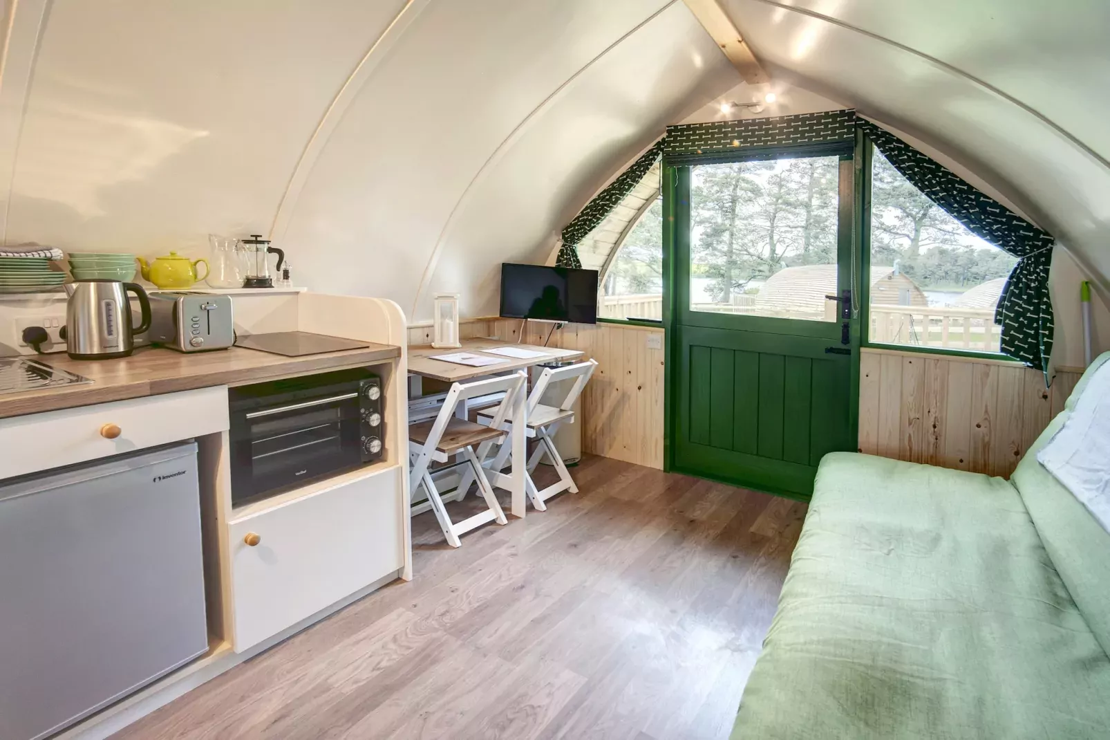 Barebones Glamping-Keuken