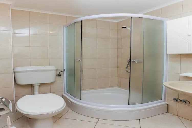 Apartments Villa Dubrovnik- Superior Studio Apartment with Terrace and Sea View-Badkamer