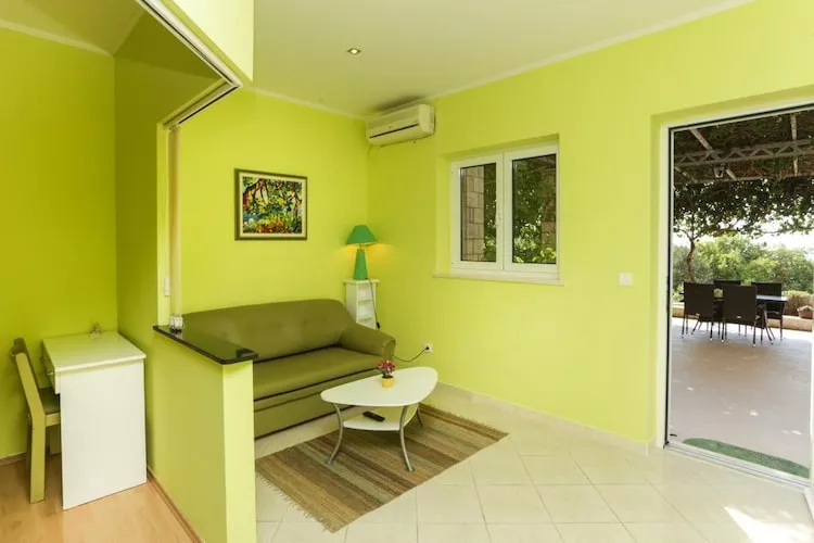 Apartments Villa Dubrovnik - Comfort Studio Apartment with Terrace and Sea View-Woonkamer