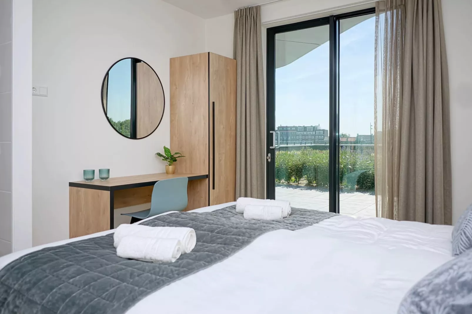Breskens Apartments & Penthouses 15-Buitenkant zomer