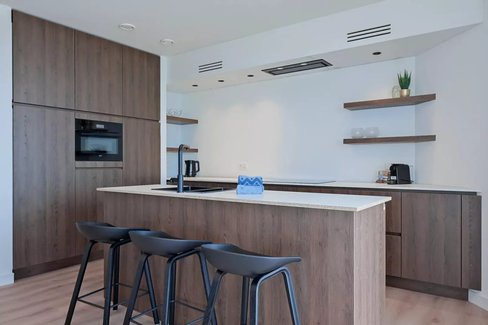 Breskens Apartments & Penthouses 5-Buitenkant zomer
